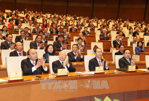 第十四届国会第四次会议圆满落幕 ảnh 3 第十四届国会第四次会议圆满落幕 ảnh 3