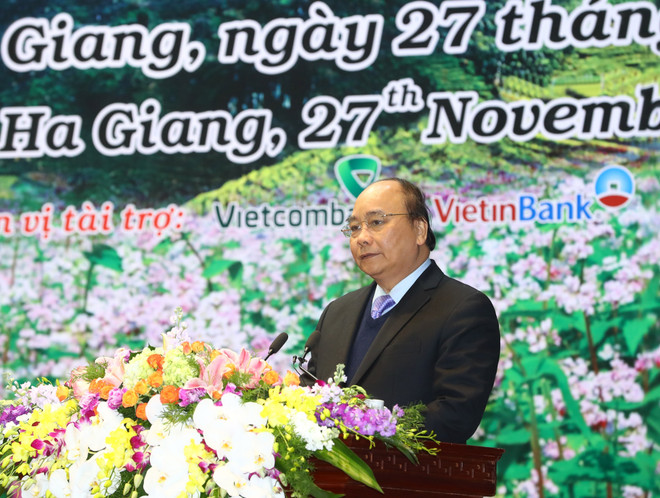 政府总理阮春福出席2017年河江省投资促进会 ảnh 1 政府总理阮春福出席2017年河江省投资促进会 ảnh 1