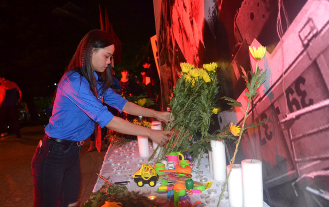 交通事故死亡者祈求超度仪式在嘉莱省举行 ảnh 1  交通事故死亡者祈求超度仪式在嘉莱省举行 ảnh 1