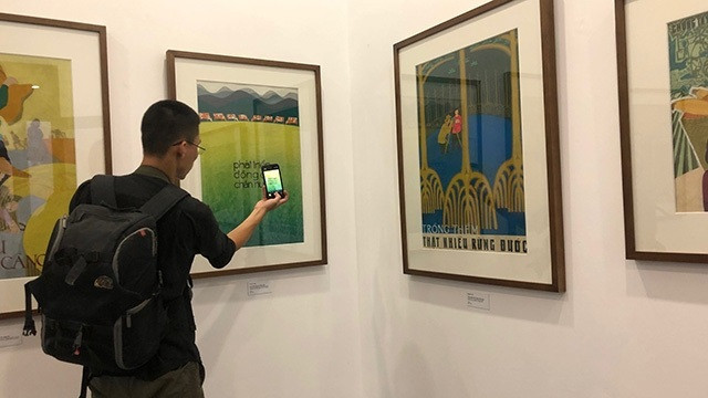 宣传画展开展仪式暨“渴望和平” 一书亮相仪式 ảnh 1 宣传画展开展仪式暨“渴望和平” 一书亮相仪式 ảnh 1