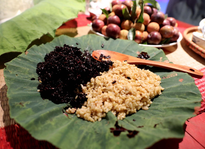 首都河内再现端午节期间的传统习俗 ảnh 1