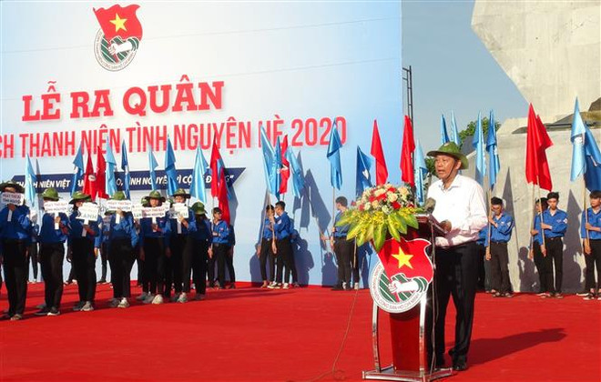 2020年夏季青年自愿者行动出征仪式在广平省举行 ảnh 2 2020年夏季青年自愿者行动出征仪式在广平省举行 ảnh 2