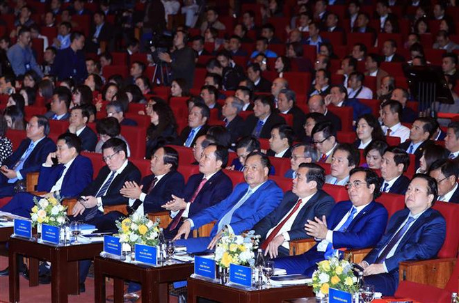 阮春福总理:政府与企业同行 ảnh 3 阮春福总理:政府与企业同行 ảnh 3