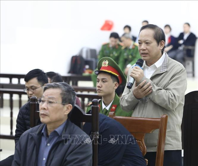 Mobifone收购AVG案：被告人张明俊承认“签发第236号决定是我的错” ảnh 1