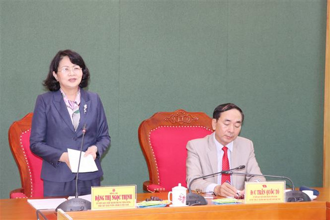 国家副主席邓氏玉盛莅临太原省调研 ảnh 1 国家副主席邓氏玉盛莅临太原省调研 ảnh 1