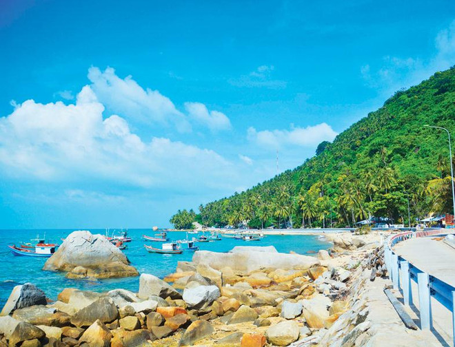 坚江省实现旅游产品多样化 提高旅游服务质量 ảnh 1 坚江省实现旅游产品多样化 提高旅游服务质量 ảnh 1