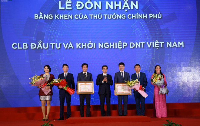 81名青年创业家荣获“优秀青年创业家”称号 ảnh 1