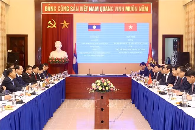 越老加强多个领域的合作关系 ảnh 1