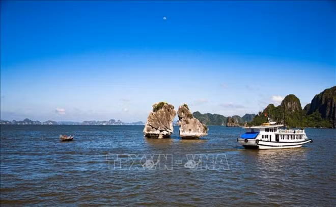 将越南广宁省下龙湾—拜子龙湾打造成景观天堂 ảnh 2 将越南广宁省下龙湾—拜子龙湾打造成景观天堂 ảnh 2
