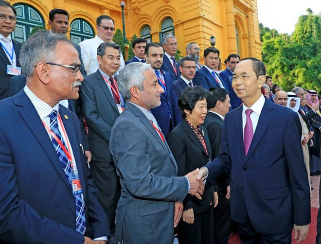 陈大光主席最后一个工作周 ảnh 4 陈大光主席最后一个工作周 ảnh 4