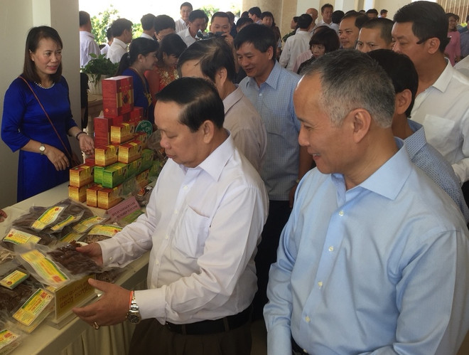 越南与老挝加强边贸合作 ảnh 2 越南与老挝加强边贸合作 ảnh 2