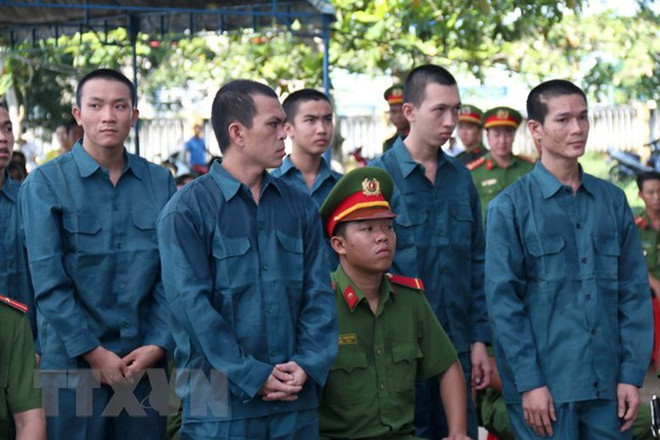 平顺省依法严惩扰乱公共秩序的15名被告人 ảnh 1 平顺省依法严惩扰乱公共秩序的15名被告人 ảnh 1