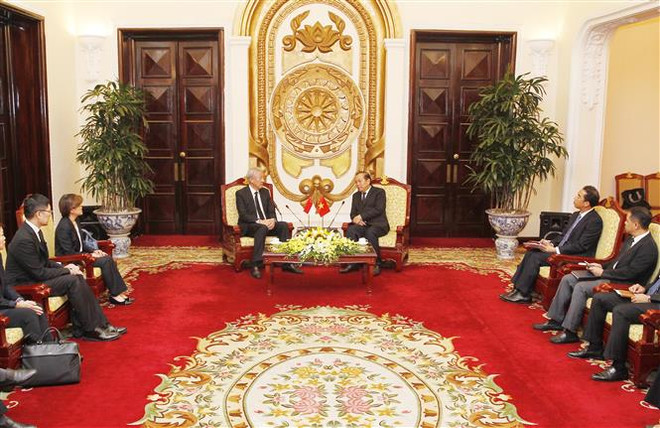 越南政府常务副总理张和平会见新加坡副总理张志贤 ảnh 2 越南政府常务副总理张和平会见新加坡副总理张志贤 ảnh 2