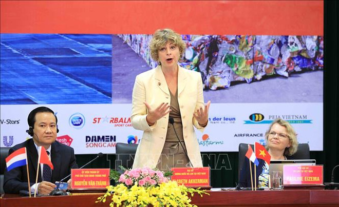 智慧港口和循环经济——荷兰的经验 ảnh 1