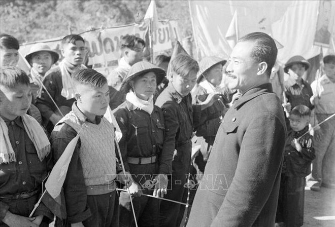 援老越南志愿军和专家传统日70周年:越老战斗联盟——两国两军巨大的力量源泉(第二期) ảnh 2 援老越南志愿军和专家传统日70周年:越老战斗联盟——两国两军巨大的力量源泉(第二期) ảnh 2