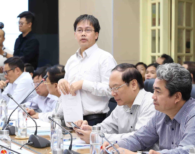 越南政府副总理郑廷勇：密切跟踪天气变化和5号台风动态 ảnh 2