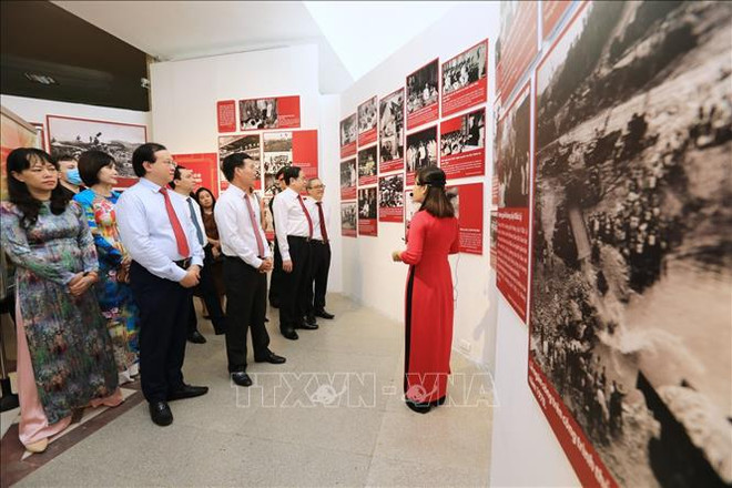 “越南——独立自强”专题展今日开展 ảnh 2 “越南——独立自强”专题展今日开展 ảnh 2