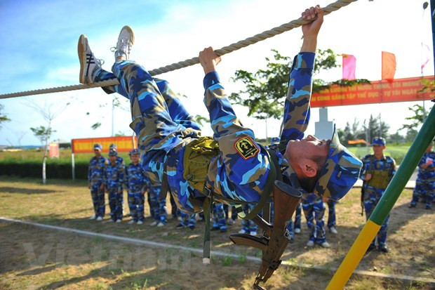 越南海军力量努力训练 打造钢铁般战士 ảnh 3 越南海军力量努力训练 打造钢铁般战士 ảnh 3