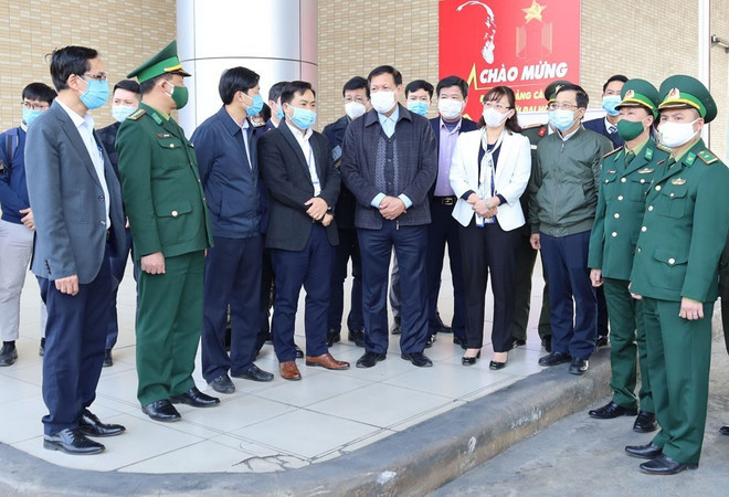 新冠肺炎疫情:老街省着力抓好口岸便道管控工作 ảnh 2 新冠肺炎疫情:老街省着力抓好口岸便道管控工作 ảnh 2