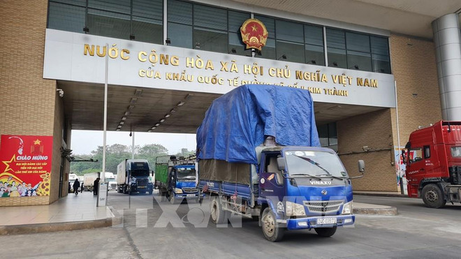 经老街口岸的商品出口额因受新冠肺炎疫情影响而下降 ảnh 1 经老街口岸的商品出口额因受新冠肺炎疫情影响而下降 ảnh 1