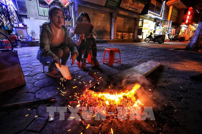 越南北部持续遭受强冷空气侵袭 山区局部地区零摄氏度以下 ảnh 1 越南北部持续遭受强冷空气侵袭 山区局部地区零摄氏度以下 ảnh 1