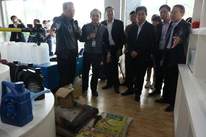 越中两党党政干部培训合作进一步深化两党友谊 ảnh 3 越中两党党政干部培训合作进一步深化两党友谊 ảnh 3