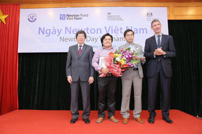 教育培训合作为越中持久友谊奠定基础 ảnh 2 教育培训合作为越中持久友谊奠定基础 ảnh 2