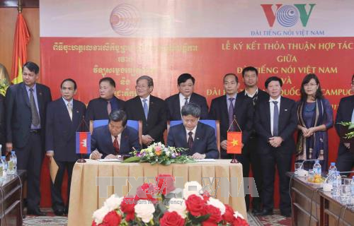 越柬加强广播领域的合作 ảnh 1 越柬加强广播领域的合作 ảnh 1