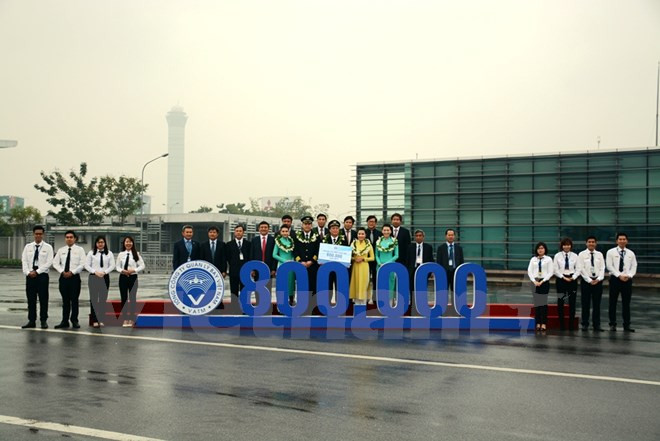 越南航空港总公司迎来2017年第9400万名旅客 ảnh 2 越南航空港总公司迎来2017年第9400万名旅客 ảnh 2