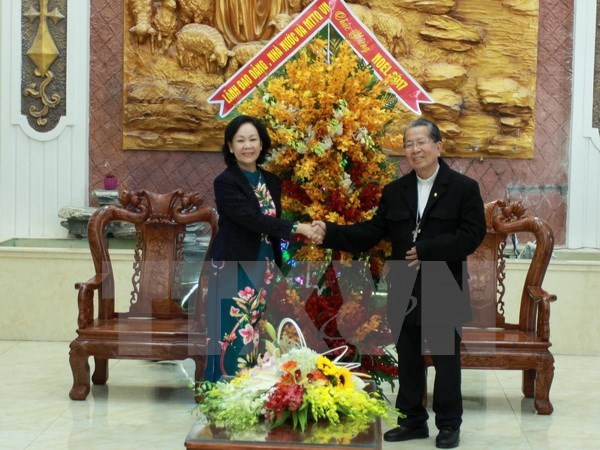 张氏梅走访慰问太平省教区 ảnh 1 张氏梅走访慰问太平省教区 ảnh 1