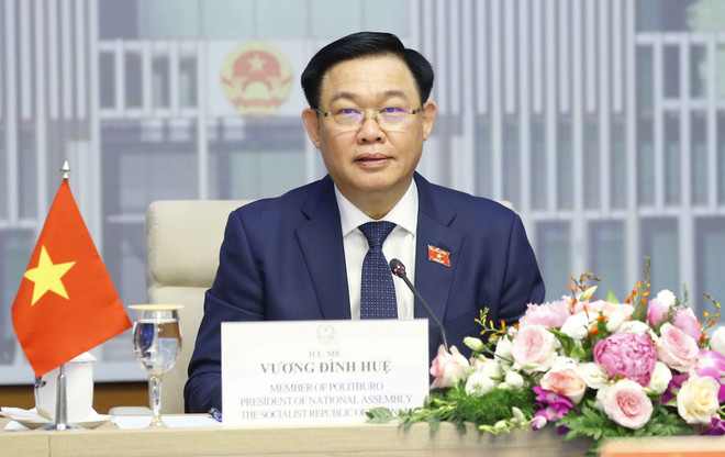 如果没有新冠疫苗 许多国家将与世界经济脱节 ảnh 2