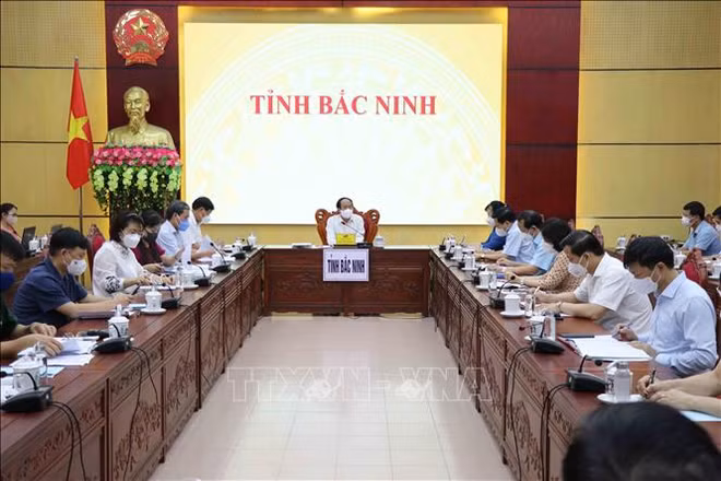 新冠肺炎疫情：助力北宁、北江两省企业安全有序复工复产 ảnh 2