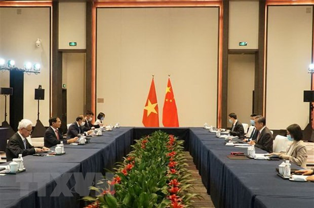 越南与中国两国外长举行会谈 ảnh 2 越南与中国两国外长举行会谈 ảnh 2