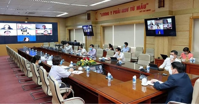 越南卫生部就新冠疫苗供应与Jonhson & Jonhson商谈 ảnh 2 越南卫生部就新冠疫苗供应与Jonhson & Jonhson商谈 ảnh 2