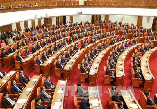 越共第十二届中央委员会第三次全体会议圆满落幕 ảnh 1 越共第十二届中央委员会第三次全体会议圆满落幕 ảnh 1