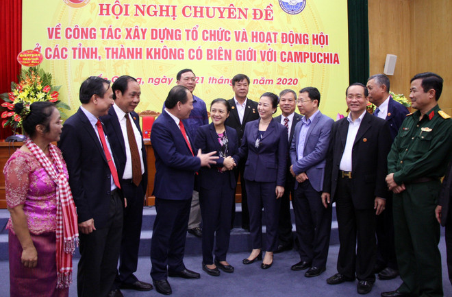 越柬友好协会在加强两国关系中发挥桥梁纽带作用 ảnh 1 越柬友好协会在加强两国关系中发挥桥梁纽带作用 ảnh 1