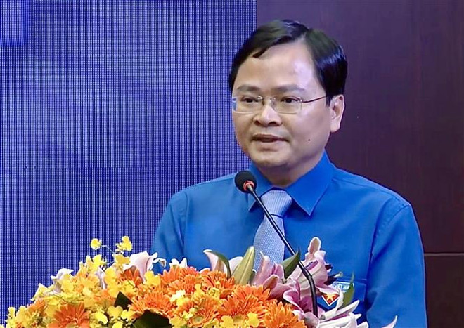 让年轻知识分子为祖国奉献智慧和力量营造环境 ảnh 2 让年轻知识分子为祖国奉献智慧和力量营造环境 ảnh 2