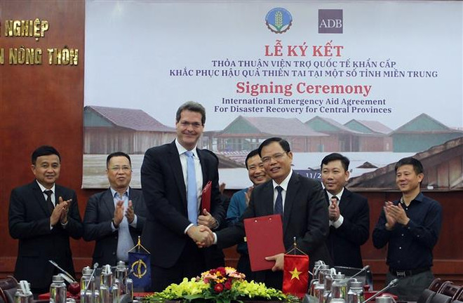 亚行援助越南250万美元 用于开展中部洪涝灾害灾后恢复重建工作 ảnh 1 亚行援助越南250万美元 用于开展中部洪涝灾害灾后恢复重建工作 ảnh 1