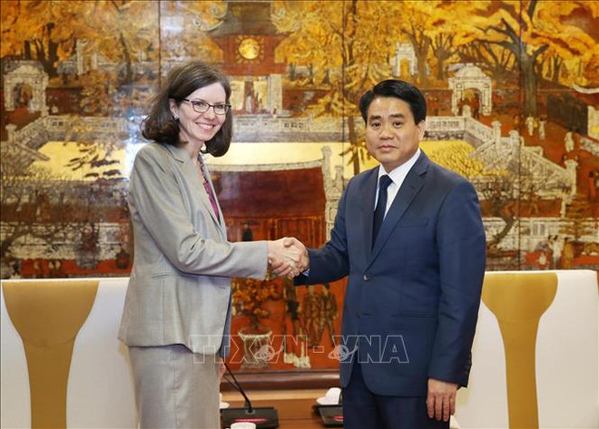 越南河内与加拿大加强多个领域的合作 ảnh 1 越南河内与加拿大加强多个领域的合作 ảnh 1