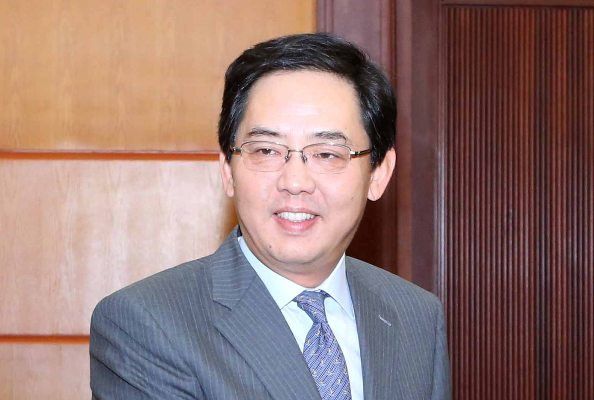  向中国驻越大使授予“致力于各民族和平友谊”纪念章 ảnh 1