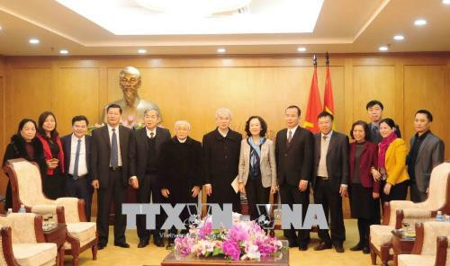 越共中央民运部部长张氏梅:天主教信教群众为国家的发展做出重要贡献 ảnh 1 越共中央民运部部长张氏梅:天主教信教群众为国家的发展做出重要贡献 ảnh 1