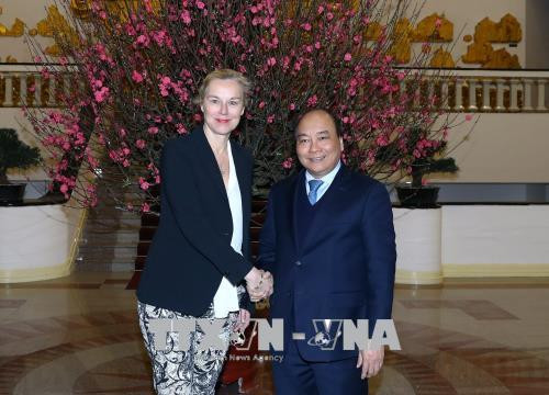 越南政府总理阮春福会见荷兰外贸发展合作大臣西格里德·卡格 ảnh 1 越南政府总理阮春福会见荷兰外贸发展合作大臣西格里德·卡格 ảnh 1