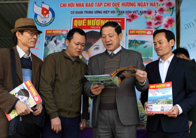 2018年戊戌春节特刊展在全国各省市举行 ảnh 1 2018年戊戌春节特刊展在全国各省市举行 ảnh 1