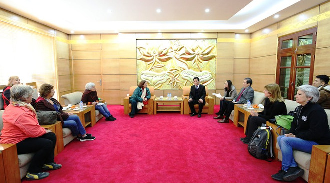 进一步加强越阿两国人民的互相了解 ảnh 1 进一步加强越阿两国人民的互相了解 ảnh 1