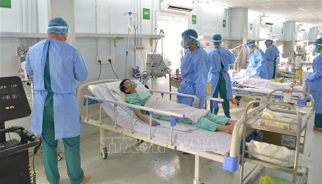 新冠疫情:加强新冠患者照护工作 控制疫情在医院中扩散蔓延 ảnh 1 新冠疫情:加强新冠患者照护工作 控制疫情在医院中扩散蔓延 ảnh 1