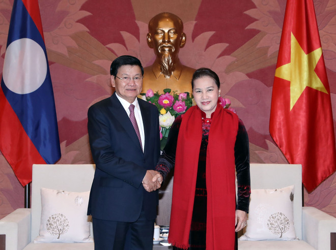 越南国会主席阮氏金银会见老挝总理通伦 ảnh 2 越南国会主席阮氏金银会见老挝总理通伦 ảnh 2