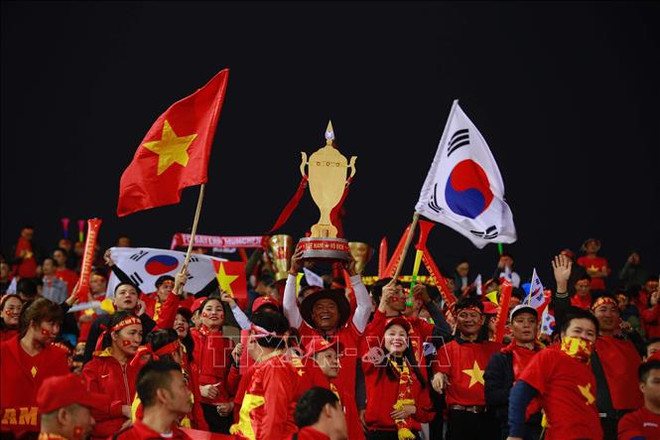 ASIAN Cup 2019:赴阿联酋为国足加油助威的越南球迷需注意安全 ảnh 2 ASIAN Cup 2019:赴阿联酋为国足加油助威的越南球迷需注意安全 ảnh 2