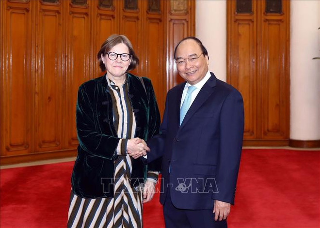 政府总理阮春福会见欧洲议会副议长海蒂 ảnh 1 政府总理阮春福会见欧洲议会副议长海蒂 ảnh 1