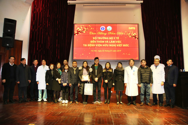 越南卫生部长阮氏金进：捐献器官救人是慈善事业的最高行为 ảnh 1