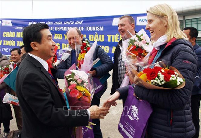 承天顺化省迎来2019年首批游客 ảnh 1 承天顺化省迎来2019年首批游客 ảnh 1